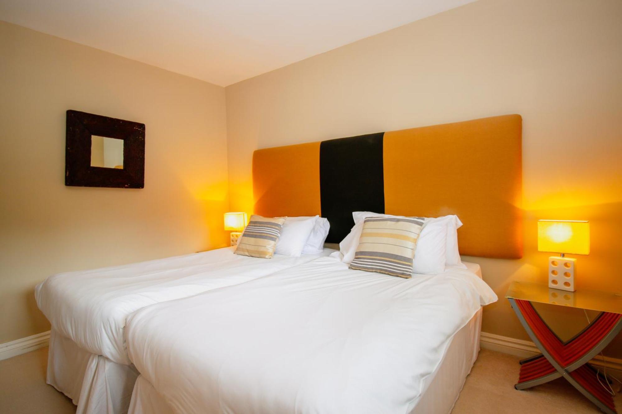 Turnberry Apartments Cameră foto
